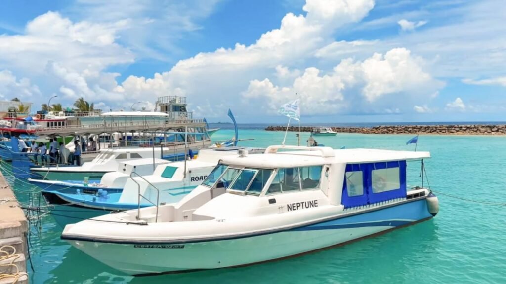 Speedboats from Male to Dhigurah Island