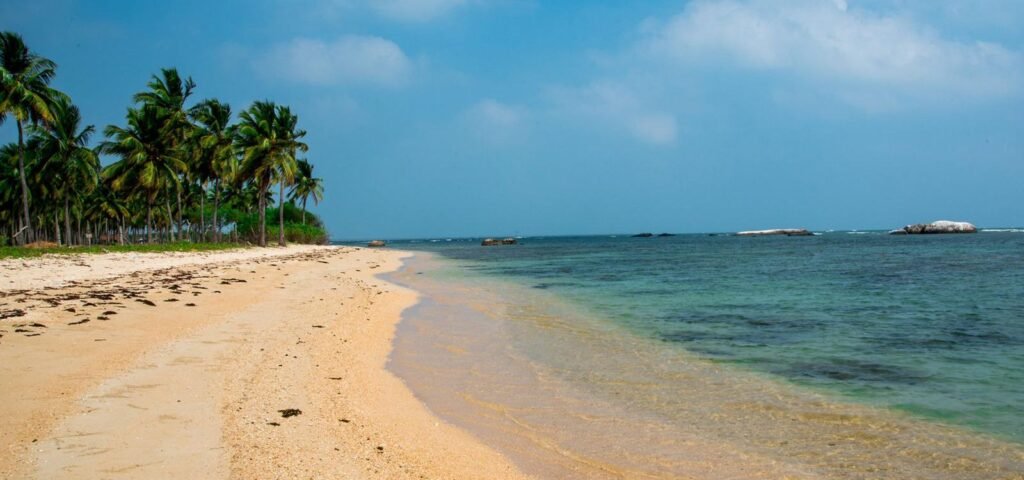 Pasikuda Beach one of the top 10 beaches in Sri Lanka